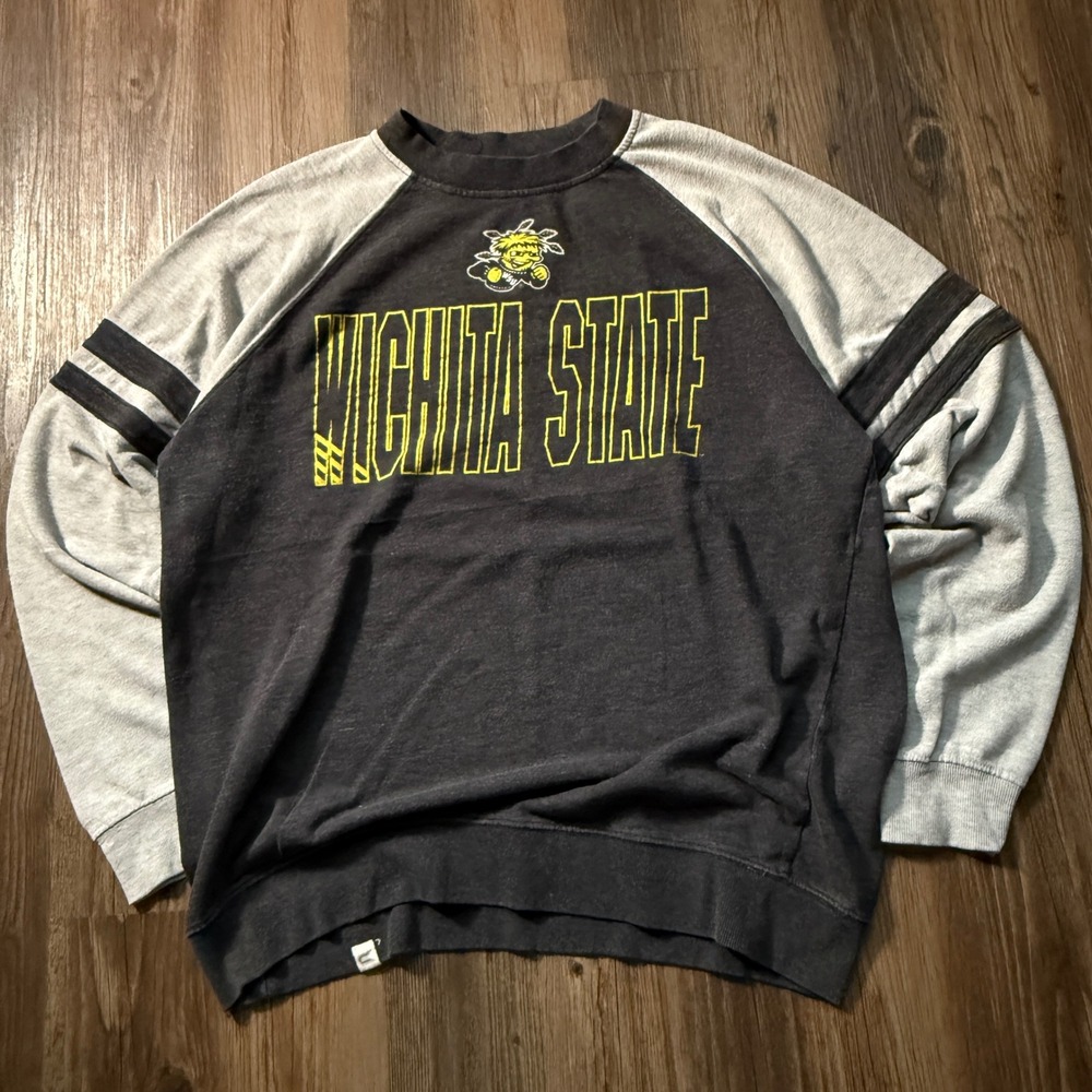 Wichita State Shockers Mens Large Grey Black Raglan Crewneck Sweatshirt